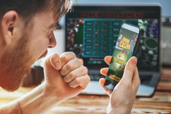 အွန်လိုင်း Slots